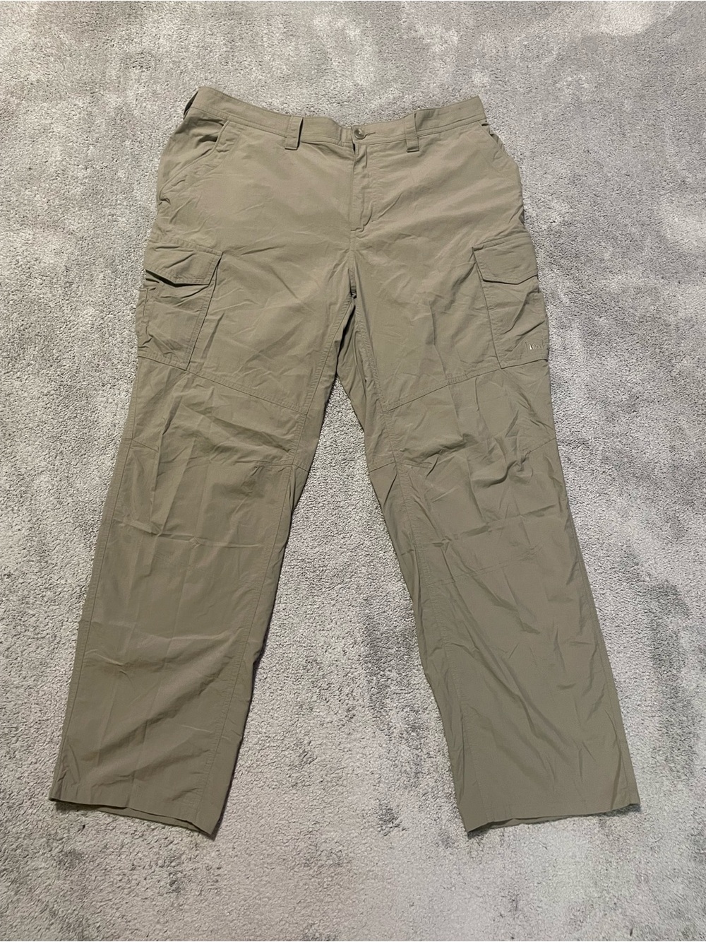 REI Performance Cargo Pants Mens XL 36x30 Beige Khaki Hiking Outdoor Gorpcore